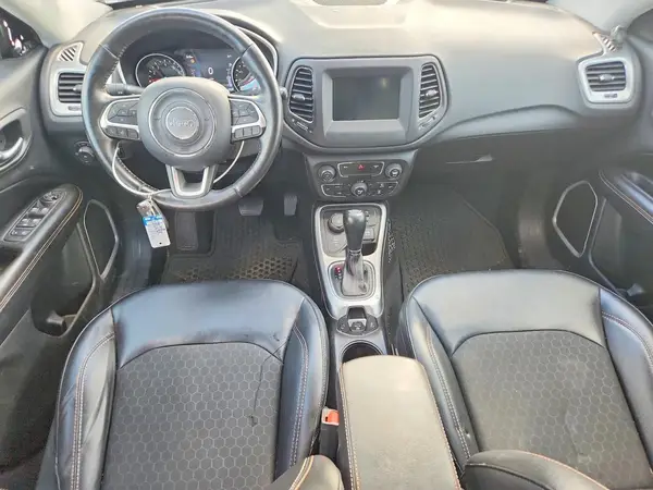 3C4NJDBB5JT483899 2018 JEEP COMPASS - Image 8