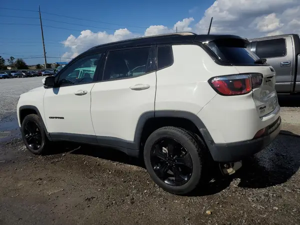 3C4NJDBB5JT492473 2018 JEEP COMPASS - Image 2