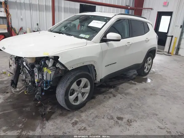3C4NJDBB5KT593479 2019 JEEP COMPASS - Image 2