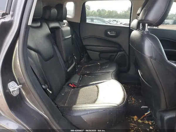 3C4NJDBB5KT598911 2019 JEEP COMPASS - Image 8