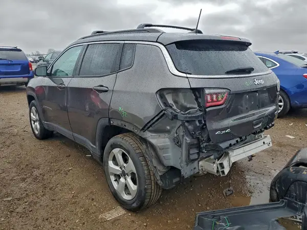 3C4NJDBB5KT599282 2019 JEEP COMPASS - Image 2