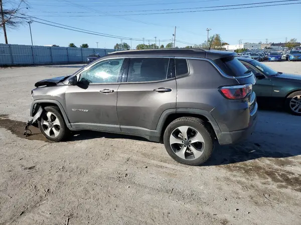 3C4NJDBB5KT601287 2019 JEEP COMPASS - Image 2