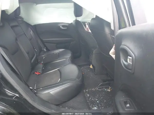 3C4NJDBB5KT601399 2019 JEEP COMPASS - Image 8