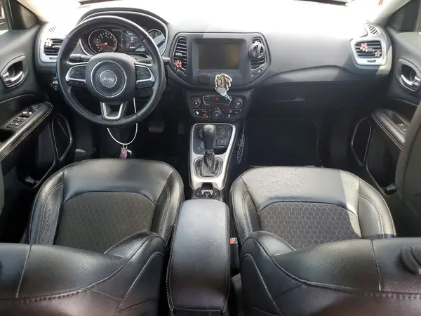 3C4NJDBB5KT629820 2019 JEEP COMPASS - Image 8
