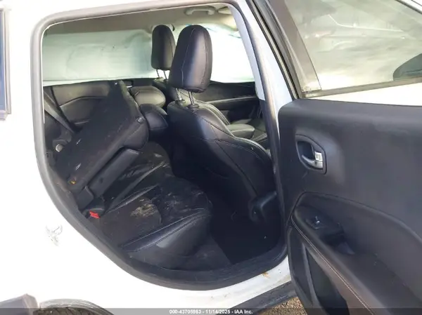 3C4NJDBB5KT641482 2019 JEEP COMPASS - Image 8