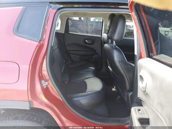 3C4NJDBB5KT647282 2019 JEEP COMPASS - Image 8