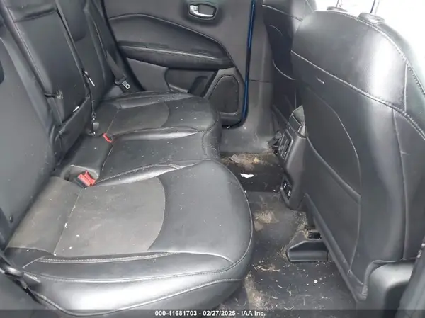 3C4NJDBB5KT648383 2019 JEEP COMPASS - Image 8