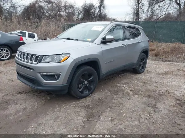 3C4NJDBB5KT650389 2019 JEEP COMPASS - Image 2
