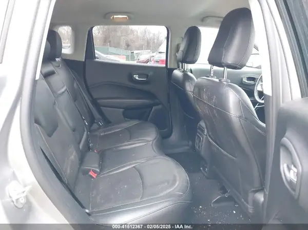 3C4NJDBB5KT650389 2019 JEEP COMPASS - Image 8