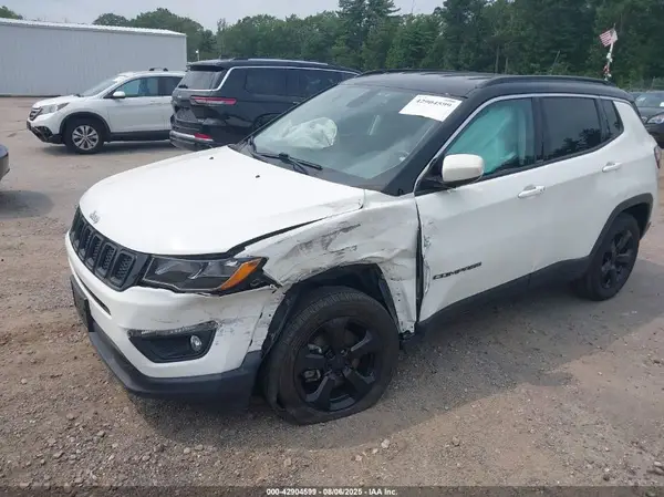 3C4NJDBB5KT656449 2019 JEEP COMPASS - Image 2
