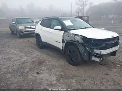 3C4NJDBB5KT673414 2019 JEEP COMPASS