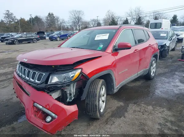 3C4NJDBB5KT674496 2019 JEEP COMPASS - Image 2