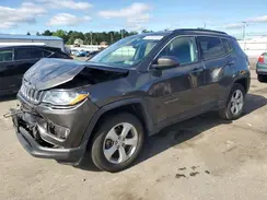 3C4NJDBB5KT674790 2019 JEEP COMPASS