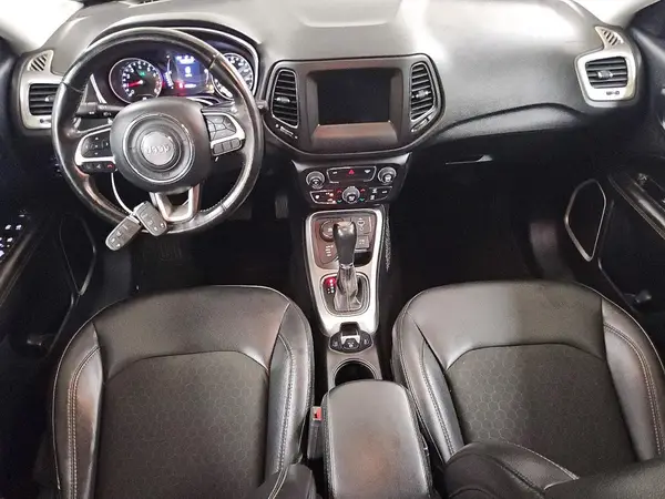 3C4NJDBB5KT678967 2019 JEEP COMPASS - Image 8