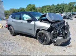 3C4NJDBB5KT697213 2019 JEEP COMPASS