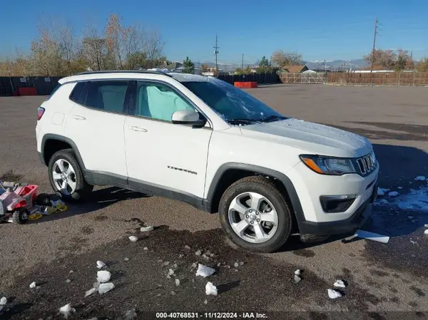 3C4NJDBB5KT704564 2019 JEEP COMPASS - Image 1