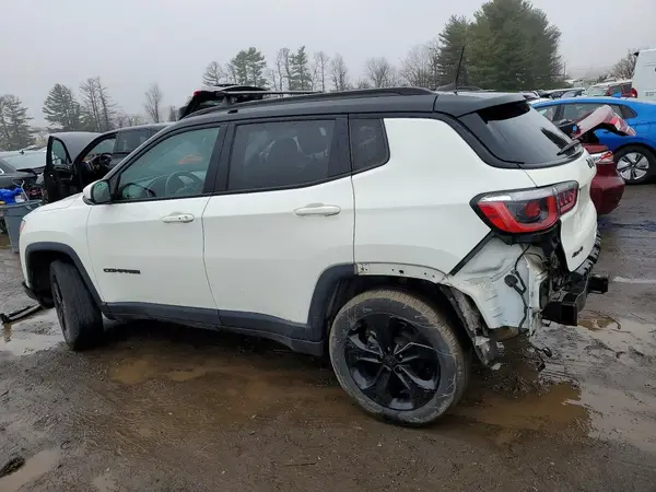3C4NJDBB5KT734129 2019 JEEP COMPASS - Image 2
