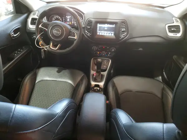 3C4NJDBB5KT735006 2019 JEEP COMPASS - Image 8