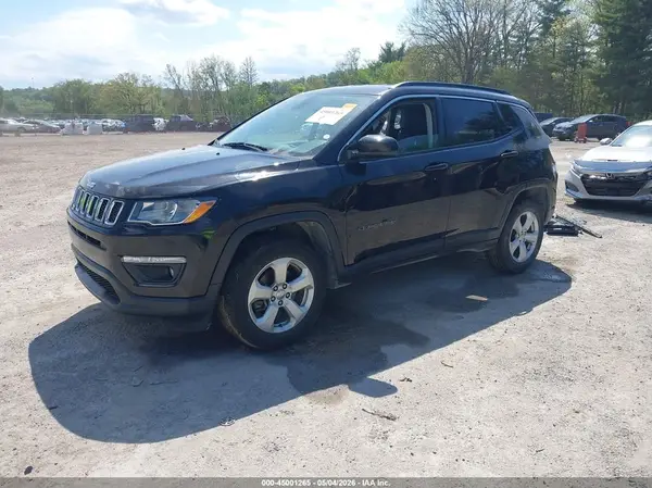 3C4NJDBB5KT737127 2019 JEEP COMPASS - Image 2
