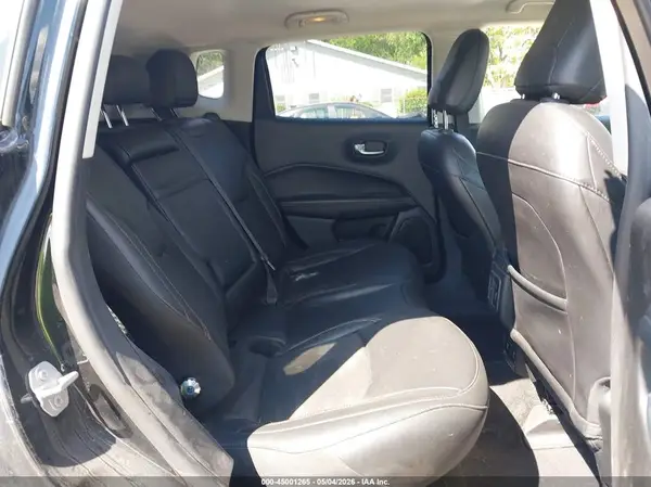 3C4NJDBB5KT737127 2019 JEEP COMPASS - Image 8