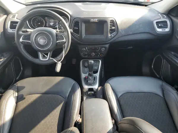 3C4NJDBB5KT740982 2019 JEEP COMPASS - Image 8