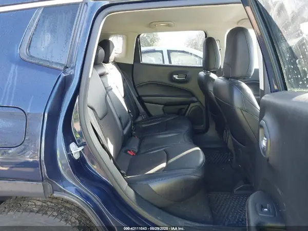 3C4NJDBB5KT754946 2019 JEEP COMPASS - Image 8