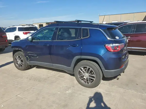 3C4NJDBB5KT754994 2019 JEEP COMPASS - Image 2
