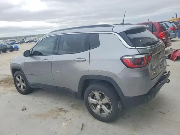 3C4NJDBB5KT756812 2019 JEEP COMPASS - Image 2