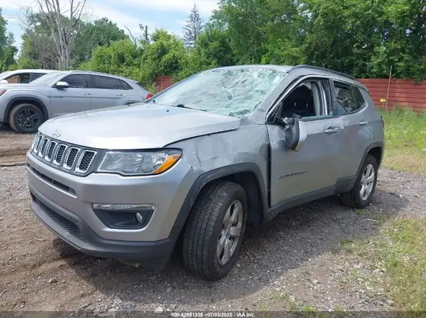 3C4NJDBB5KT767440 2019 JEEP COMPASS - Image 2