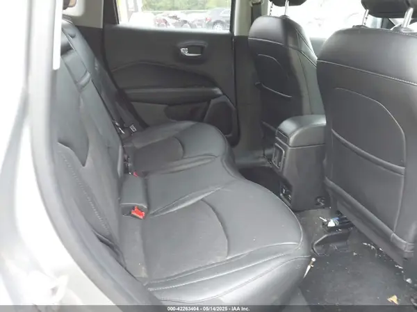 3C4NJDBB5KT782858 2019 JEEP COMPASS - Image 8