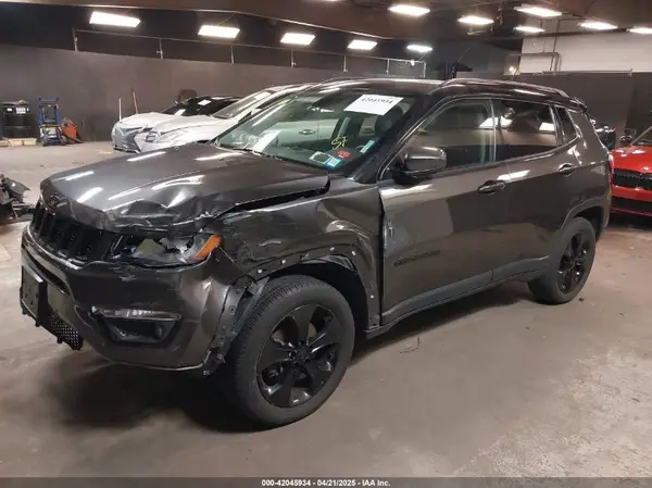 3C4NJDBB5KT787672 2019 JEEP COMPASS - Image 2