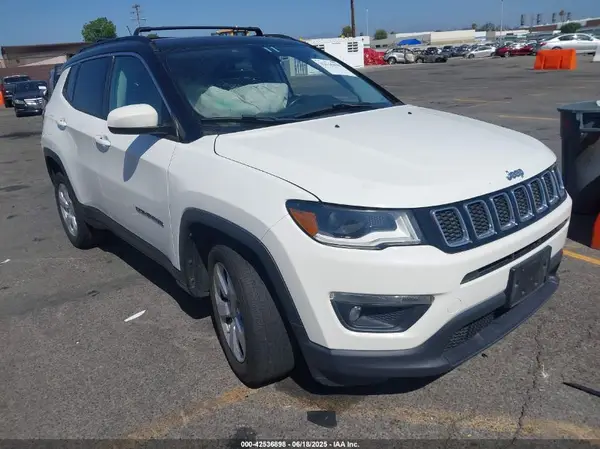 3C4NJDBB5KT789289 2019 JEEP COMPASS - Image 1