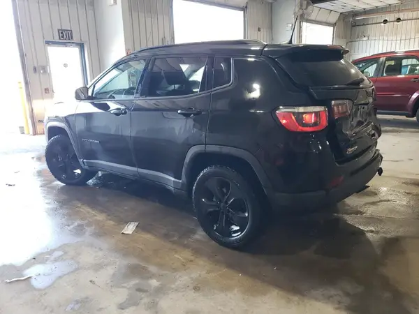 3C4NJDBB5KT812585 2019 JEEP COMPASS - Image 2