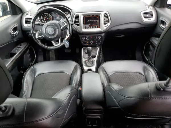 3C4NJDBB5KT812764 2019 JEEP COMPASS - Image 8