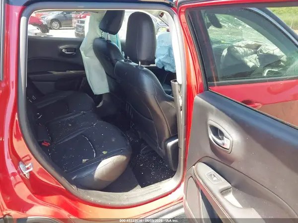 3C4NJDBB5KT813168 2019 JEEP COMPASS - Image 8