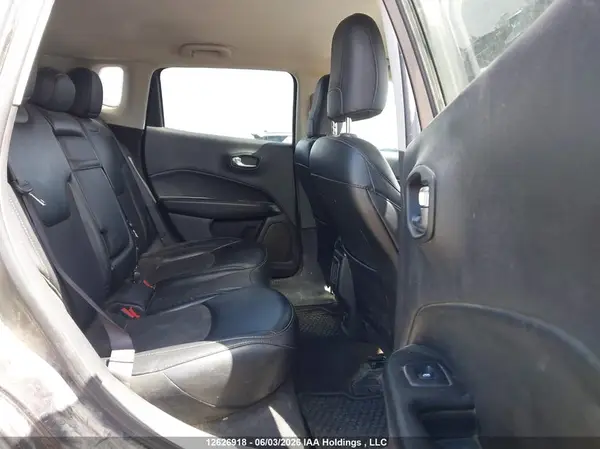 3C4NJDBB5KT817401 2019 JEEP COMPASS - Image 8