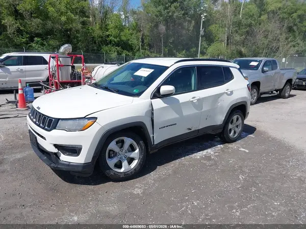 3C4NJDBB5KT839043 2019 JEEP COMPASS - Image 2