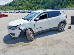3C4NJDBB5KT839060 2019 JEEP COMPASS