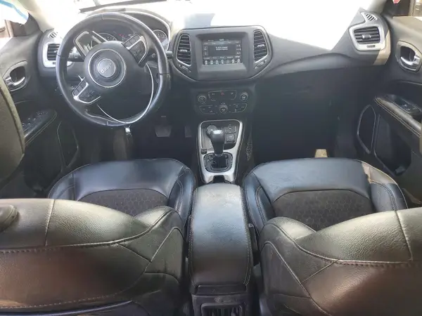 3C4NJDBB5KT839060 2019 JEEP COMPASS - Image 8