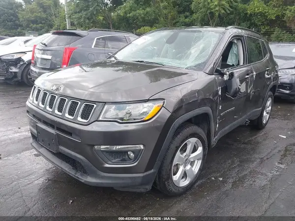 3C4NJDBB5KT846879 2019 JEEP COMPASS - Image 2