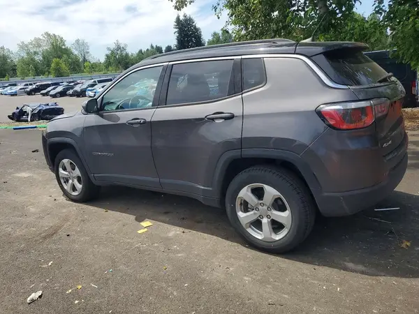 3C4NJDBB5KT846946 2019 JEEP COMPASS - Image 2