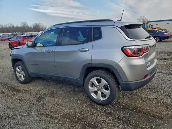 3C4NJDBB5KT847059 2019 JEEP COMPASS - Image 2