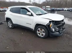 3C4NJDBB5KT847272 2019 JEEP COMPASS