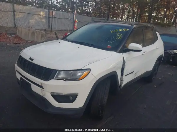 3C4NJDBB5LT130128 2020 JEEP COMPASS - Image 2