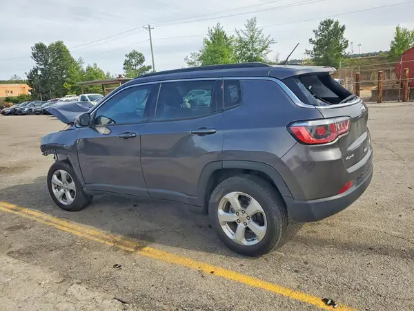 3C4NJDBB5LT132994 2020 JEEP COMPASS - Image 2