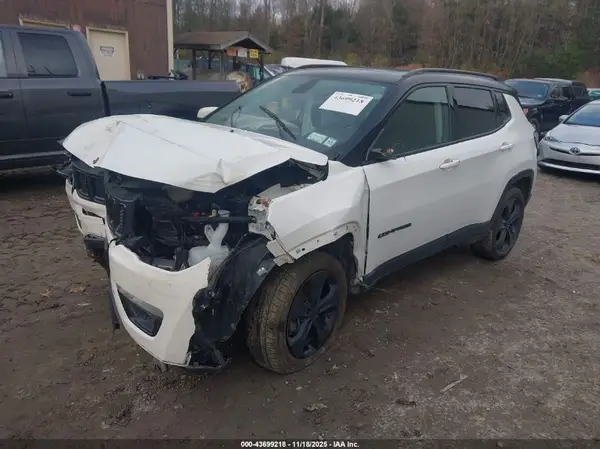 3C4NJDBB5LT145227 2020 JEEP COMPASS - Image 2