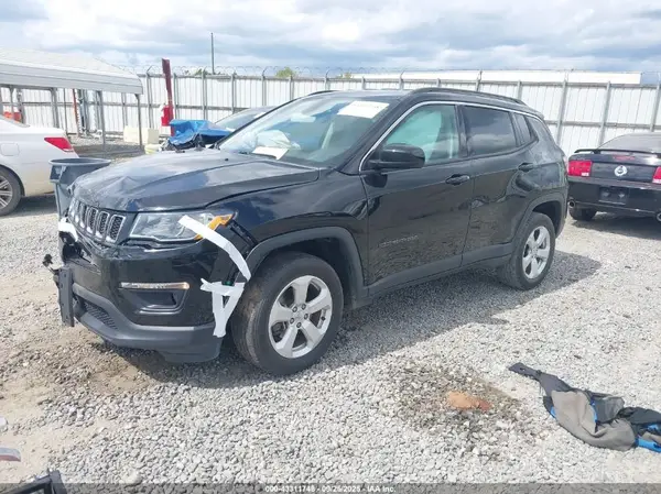 3C4NJDBB5LT157152 2020 JEEP COMPASS - Image 2