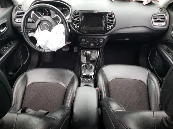 3C4NJDBB5LT158124 2020 JEEP COMPASS - Image 8