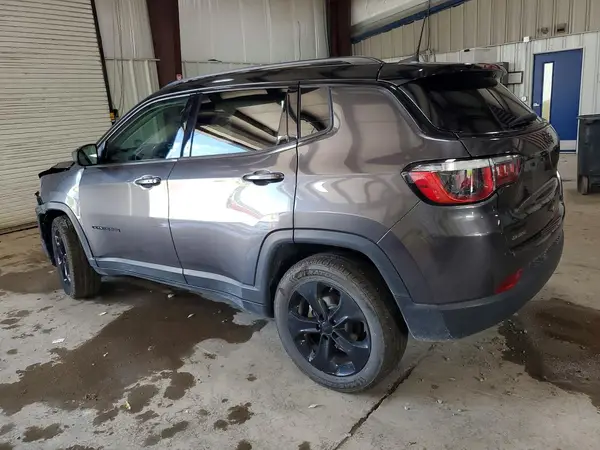 3C4NJDBB5LT160455 2020 JEEP COMPASS - Image 2