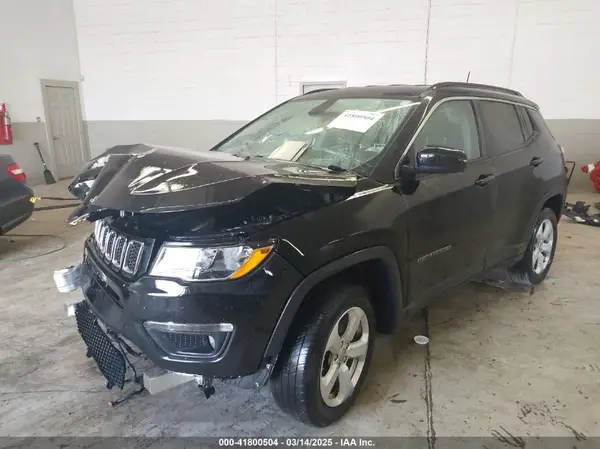 3C4NJDBB5LT168765 2020 JEEP COMPASS - Image 2